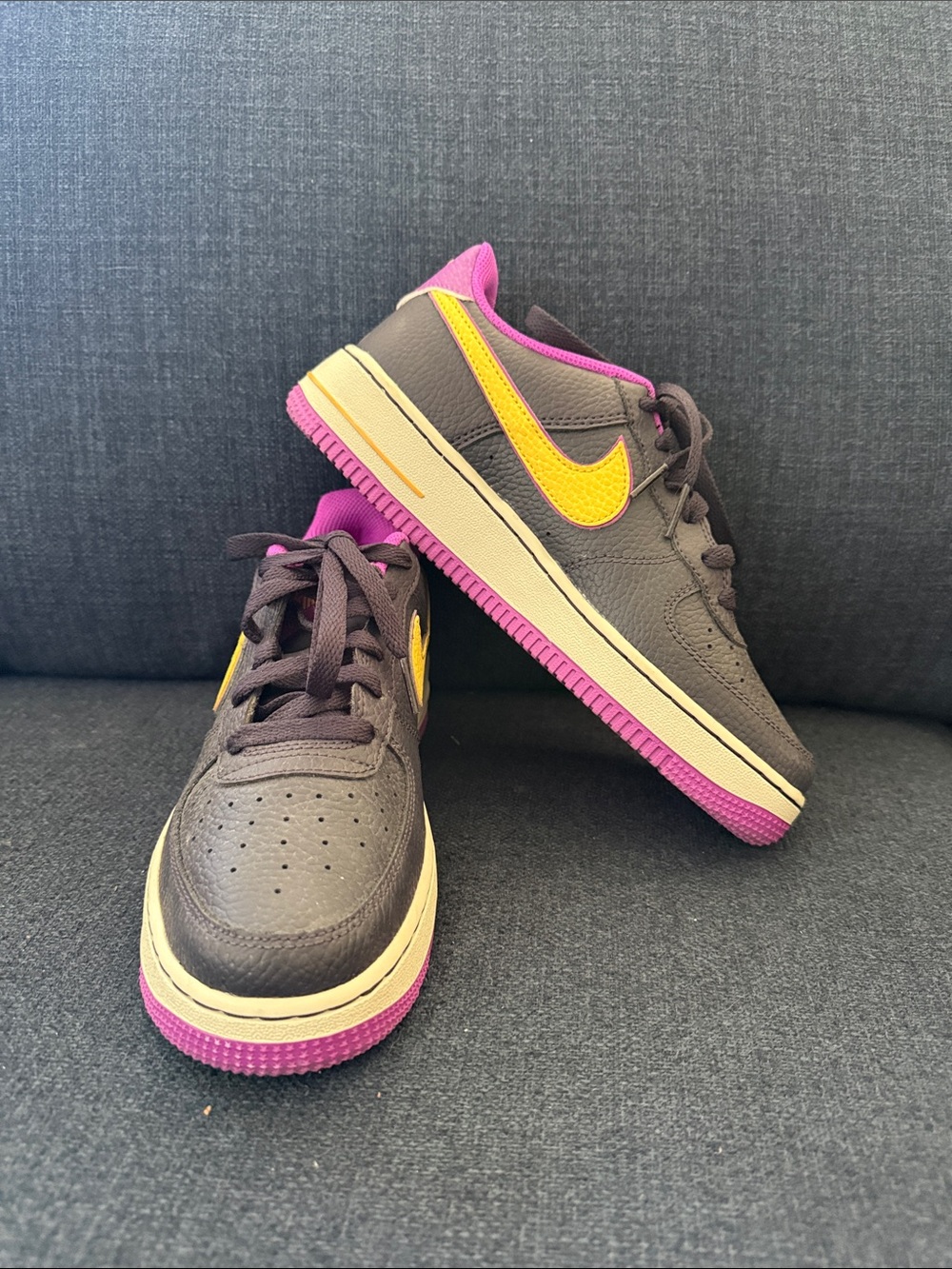 Nike Air Sneakers- men's size 6.5